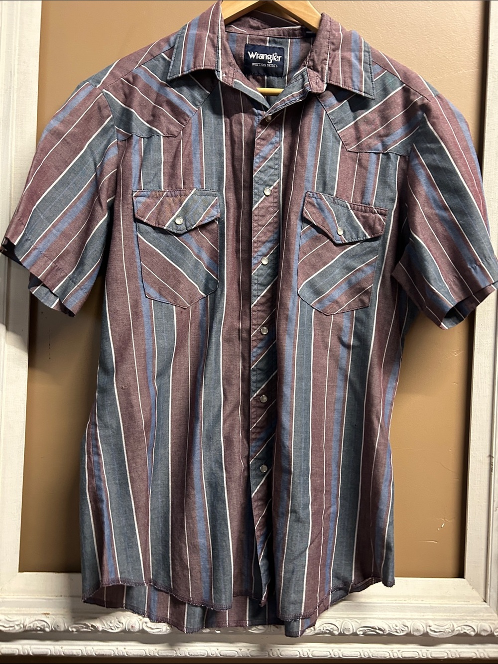 Wrangler Short Sleeve Striped Button-Down Shirt - Brown & Blue